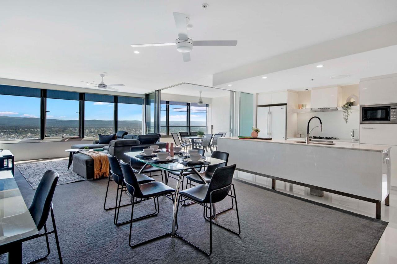 Q Tower At Surfers Paradise - Self Contained Apartments Gold Coast Exterior foto